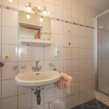 Gaestehaus Haus Barbara Lägenhet Neustift im Stubaital